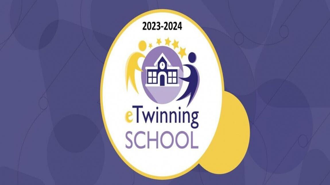 e-Twining School Etiketi Almaya Hak kazandık...